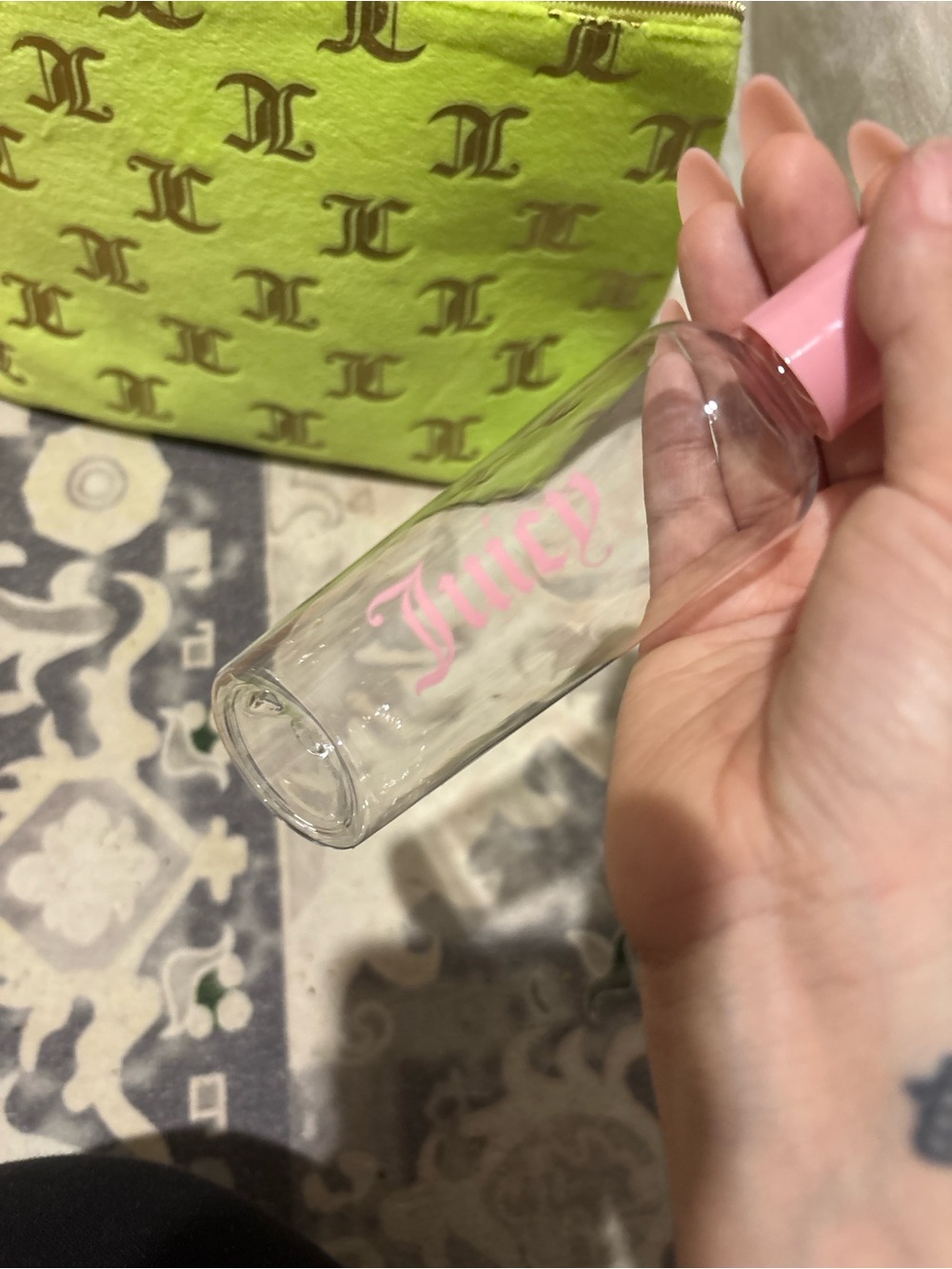 Juicy Couture Lime Green Velvet Cosmetic Bag w/ Pink Interior + Travel Bottle - Picture 5 of 5